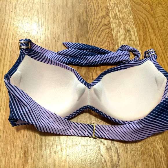 Victoria Secret halter bikini set - Picture 2 of 5